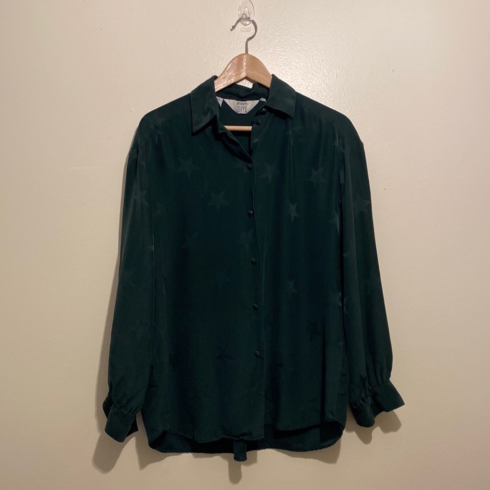 ISHYU GREEN SILK BUTTON DOWN BLOUSE WITH STAR  Size 10